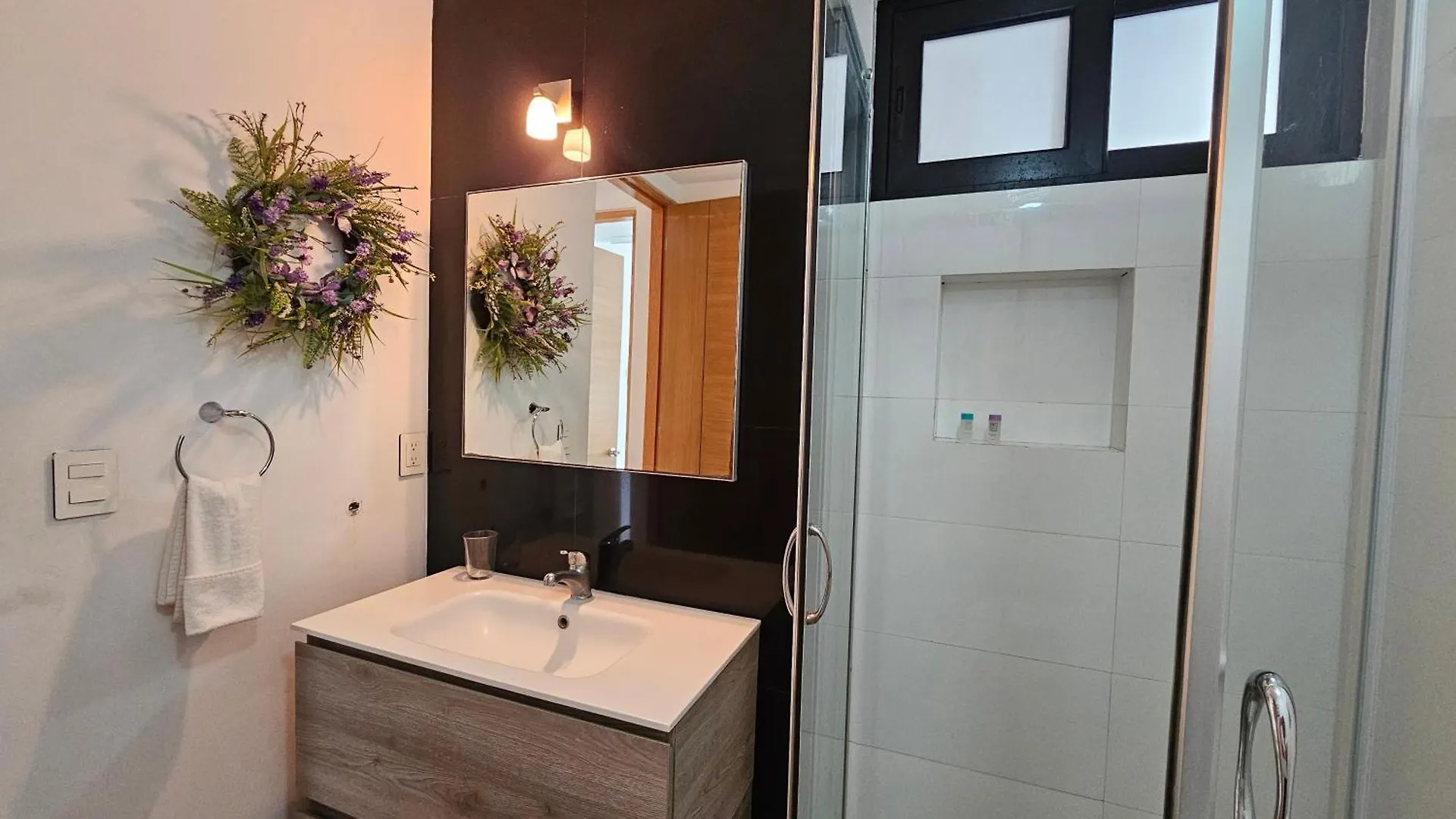 Apartamento de 1 rec en The City con amenidades premium プレヤデルカーメン アパート
